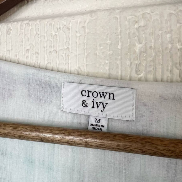 Crown & Ivy boho dress - Picture 3 of 4